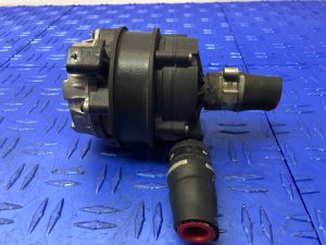 2013-2023 Maserati Quattroporte Electric Auxiliary Engine Water Pump (Used OEM)
