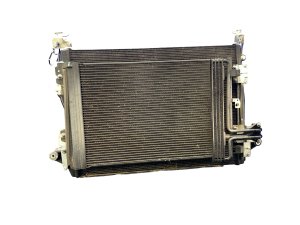2008-2018 Maserati Quattroporte Radiator and A/C Condenser Fan Assembly - Front (Used OEM)