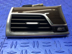 2020-2022 BMW 740i Air Vent Grille with Fineline Trim Molding - Front, Left (Driver) (Used OEM)