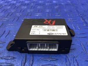 2015-2016 Hyundai Genesis Power Seat Cushion Relay Control Module (Used OEM)