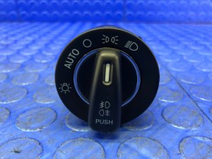 2017-2022 Maserati Levante Headlight Switch (Used OEM)