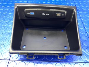 2022-2024 Hyundai Santa Cruz Center Console Floor Storage Tray (Used OEM)