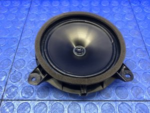 2023-2025 Toyota Prius Door Speaker - Rear (Used OEM)