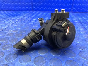 2014-2019 BMW i8 Auxiliary Electric Turbocharger Coolant Water Pump (Used OEM)