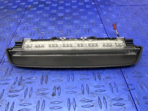 2016-2022 BMW 740i Center High Mount Stop Light (Used OEM)