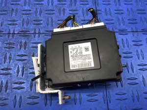 2017 Genesis G80 Body Control Module with Rear Park Assist (Used OEM)