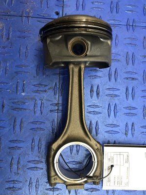 2010-2016 Porsche Panamera Engine Piston with Connecting Rod - Right (Passenger) (Used OEM)