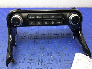 2018-2023 Kia Stinger Black Automatic Temperature Control Module (Used OEM)