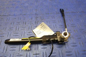 2014-2017 Fiat 500L Seat Belt Pretensioner - Front, Right (Passenger) (Used OEM)
