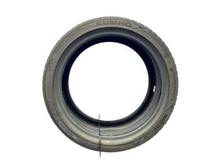 2010-2018 Volvo V60 235/40R18 Kumho Majesty9 Solus TA91 Tire (Used OEM)