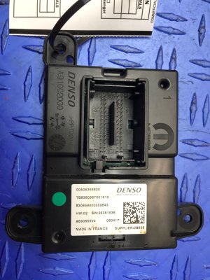 2018-2021 Alfa Romeo Stelvio Temperature Climate Control Module (Used OEM)