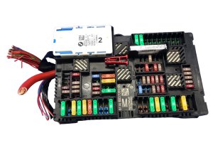 2016-2019 BMW 750i Trunk Fuse Distribution Box Junction Block (Used OEM)