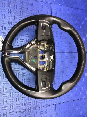 2013-2020 Maserati Quattroporte Black Leather and Carbon Fiber Steering Wheel (Used OEM)
