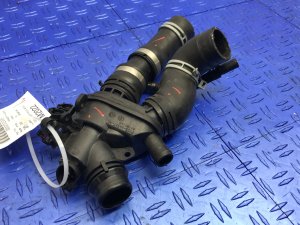 2014-2016 Land Rover LR4 3.0L Supercharged Engine Thermostat Housing Assembly (Used OEM)