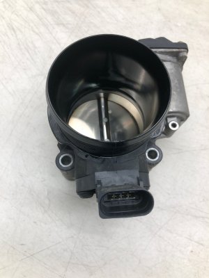 2016-2020 Bentley Bentayga Fuel Injection Throttle Body (Used OEM)