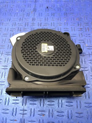 2021-2024 Genesis G80 Door Subwoofer Speaker - Left (Driver) (Used OEM)