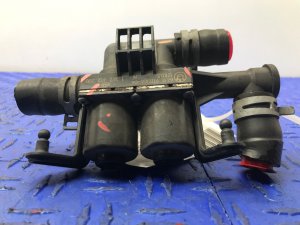 2013-2016 BMW M5 Water Heater Control Valve (Used OEM)