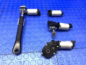 2018-2023 BMW M5 Seat Motor Set of 4 - Front (Used OEM)