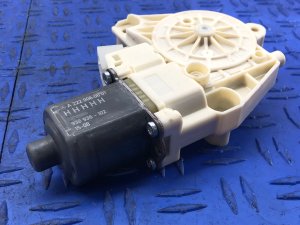 2014-2020 Mercedes-Benz S320 Door Power Window Motor - Rear, Right (Passenger) (Used OEM)