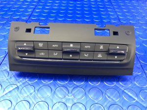 2017-2021 Maserati Ghibli Temperature Climate Control Switch Panel (Used OEM)