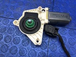 2017-2023 Mercedes-Benz C280 Quarter Power Window Motor - Rear, Right (Passenger) (Used OEM)