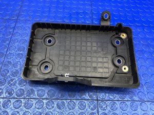 2022-2024 Mitsubishi Outlander Lower Battery Tray Holder Bracket (Used OEM)