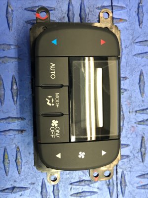 2018-2025 Honda Odyssey Roof Mounted Automatic Temperature Control Assembly - Rear (Used OEM)