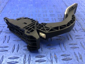 2016-2024 Audi A6 Accelerator Pedal Assembly with Sensor (Used OEM)
