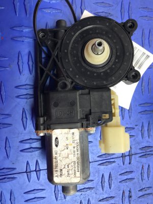 2018-2022 Lincoln Navigator Door Power Window Motor - Front, Left (Driver) (Used OEM)