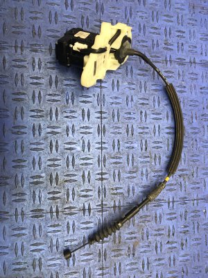 2017-2019 Genesis G90 Automatic Transmission Gear Shifter Assembly (Used OEM)
