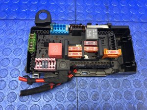 2017-2021 Mercedes-Benz C280 Trunk Cabin Fuse Junction Box - Rear (Used OEM)