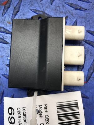 2017-2023 Mercedes-Benz C280 Hands-Free Liftgate Closer Switching Module - Rear (Used OEM)