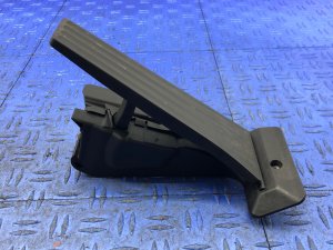 2014-2021 BMW M2 Accelerator Pedal Assembly with Travel Sensor (Used OEM)