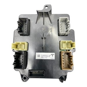  Tesla Model x Falcon Door Control Module - Rear (Used OEM)