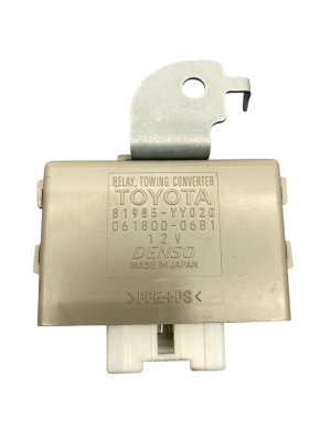 2016-2022 Lexus RX450h Towing Relay Converter Module (Used OEM)