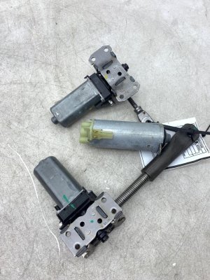 2011-2018 Audi A8 Seat Track Adjustment Motor Set - Front (Used OEM)