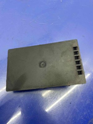 2022-2024 Hyundai Tucson Wireless Phone Battery Charger Unit (Used OEM)