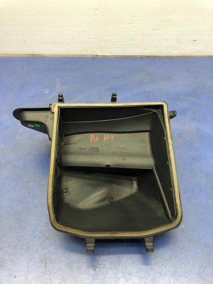 2012-2015 Mercedes-Benz ML350 Black Heater Cabin Air Intake Duct Housing Cover (Used OEM)