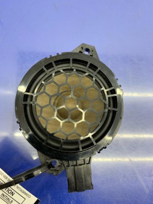 OEM Center Dashboard Audio Tweeter Speaker for 2015-2020 Audi A3, A3 Quattro, Q2, RS3, S3 - Front (OEM)