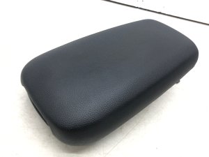 2019-2024 Kia Forte Black Center Console Lid without Sliding Armrest - Front (Used OEM)