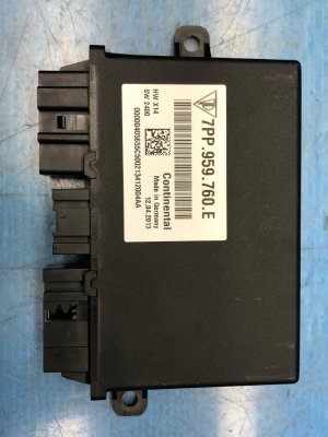 2011-2018 Porsche Cayenne Seat Control Module - Front, Right (Passenger) (Used OEM)