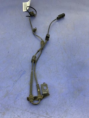 2016-2021 Hyundai Tucson Wheel Speed Sensor - Front, Right (Passenger) (Used OEM)