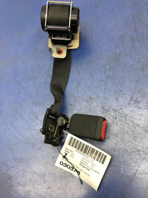 2019-2023 Genesis G70 Black Center Seat Belt Assembly with Buckle - Rear, Right (Passenger) (Used OEM)