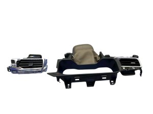 2021-2024 GMC Yukon XL Silver Dashboard Heater AC Vent Set - Front (Used OEM)
