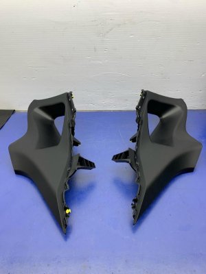 2021-2024 Toyota Venza Black Upper C-Pillar Trim Cover Panel Set (Used OEM)