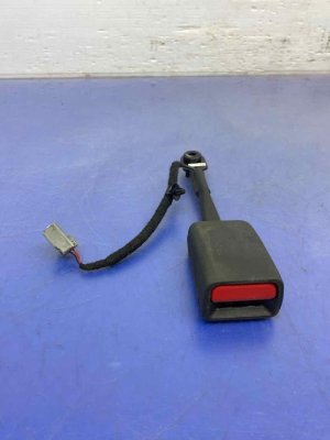 2017-2024 Maserati Levante Seat Belt Buckle - Front (Used OEM)