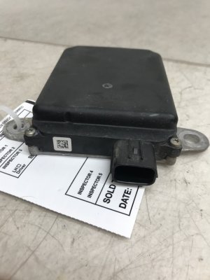 2016 Lexus GS450h Blind Spot Monitor Control Module - Rear (Used OEM)