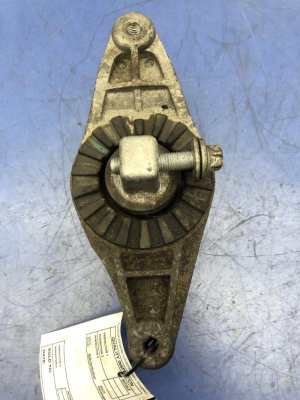 2014-2017 Maserati Ghibli Engine Mount Support Bracket (Used OEM)