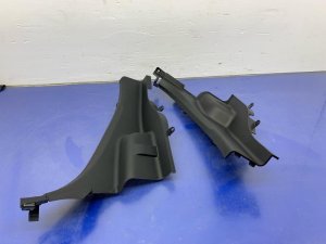 2022-2024 Hyundai Santa Cruz Black Lower C-Pillar Trim Cover Panel Set - Rear (Used OEM)