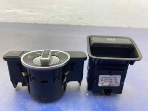 2015-2020 Mercedes-Benz GLA250 Headlight and Parking Brake Switch Assembly - Front (Used OEM)